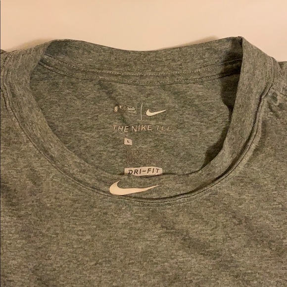 Nike Yankees gray Performance Tee shirt - Picture 2 of 3